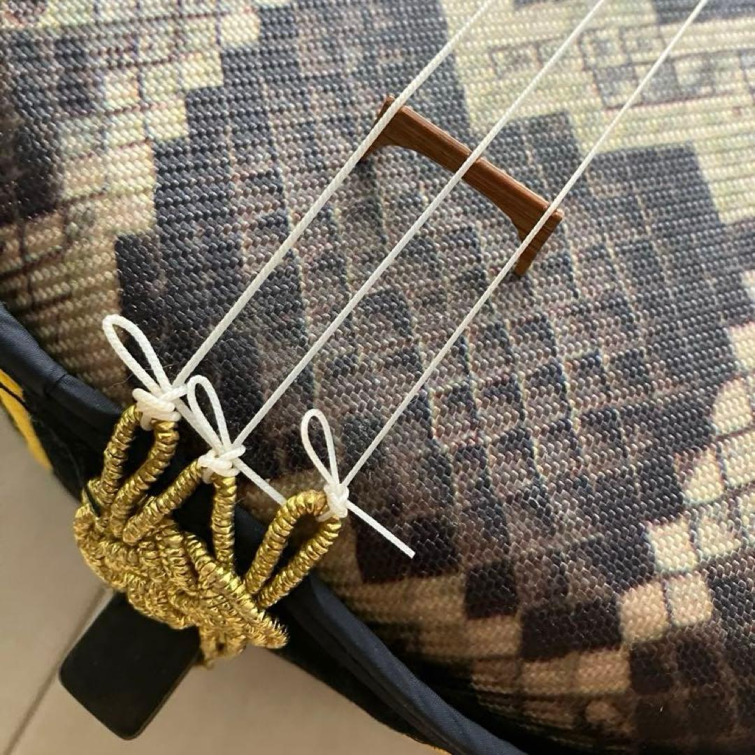 三線 本体 爪(バチ) 工工四(楽譜)付き