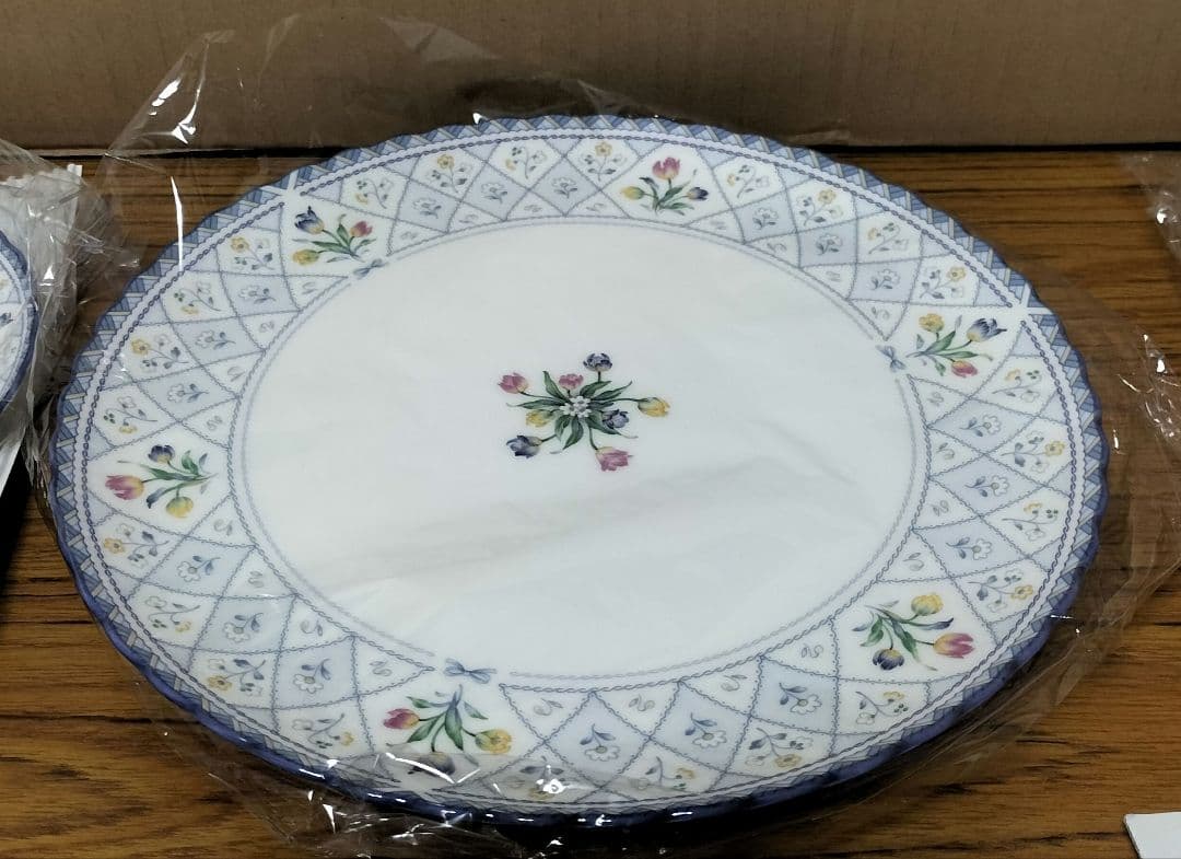 ノリタケ　ボーンチャイナ　フレバリティシリーズ　オランジェリー