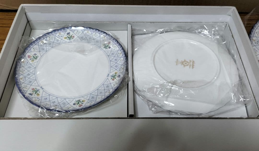 ノリタケ　ボーンチャイナ　フレバリティシリーズ　オランジェリー