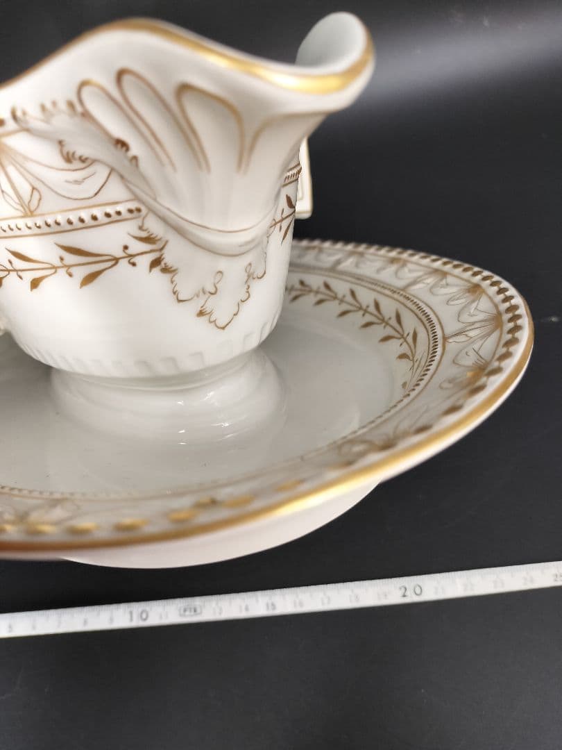 kpmベルリン　クアランド　ソーシエール　グレービーボート　大きめ