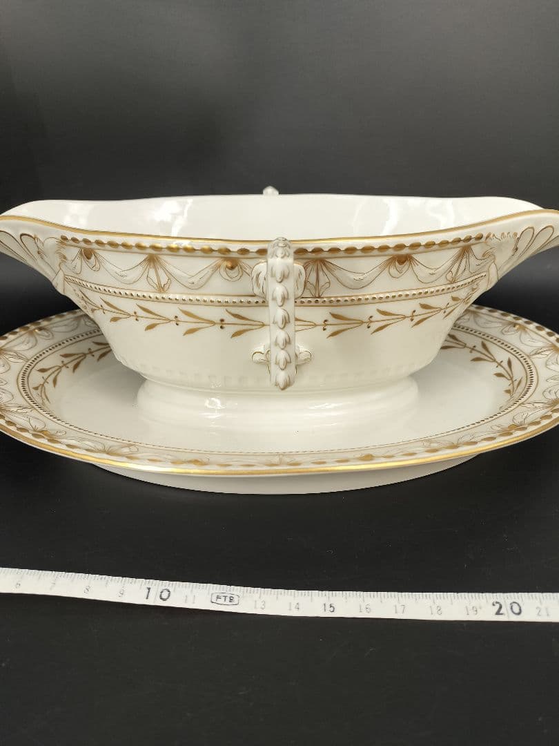 kpmベルリン　クアランド　ソーシエール　グレービーボート　大きめ