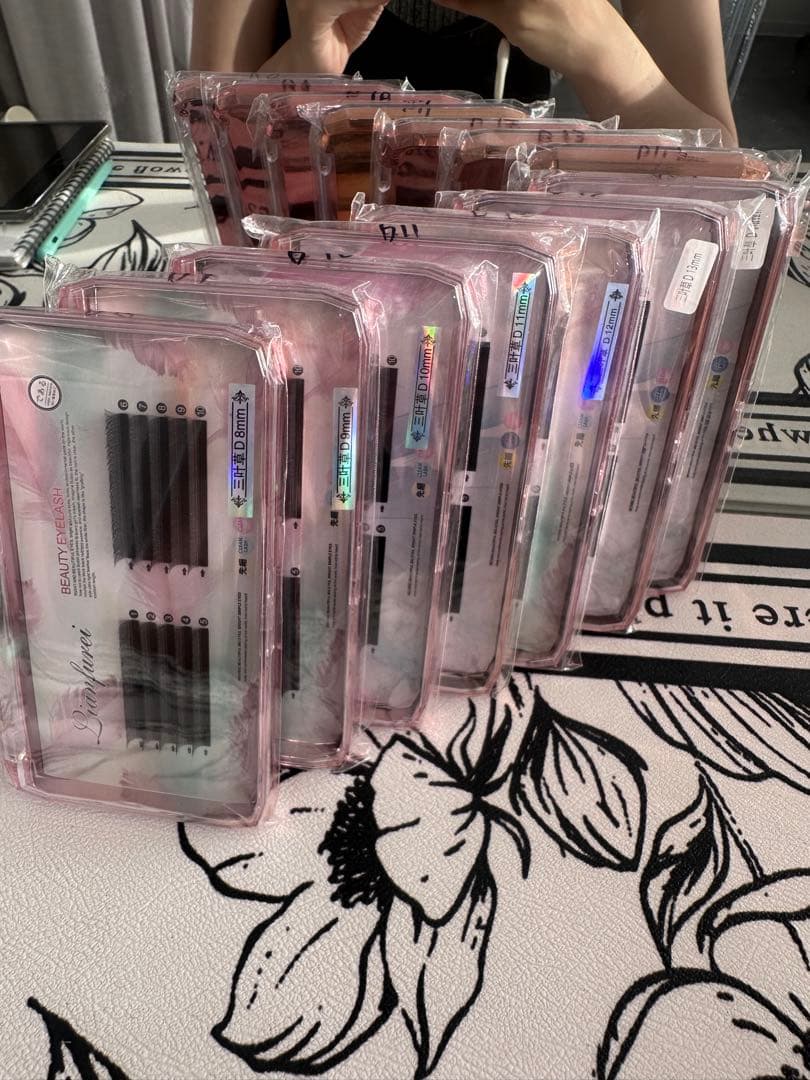 マツエク    J C D  3Dプリメイドボリュームラッシュ値下げ