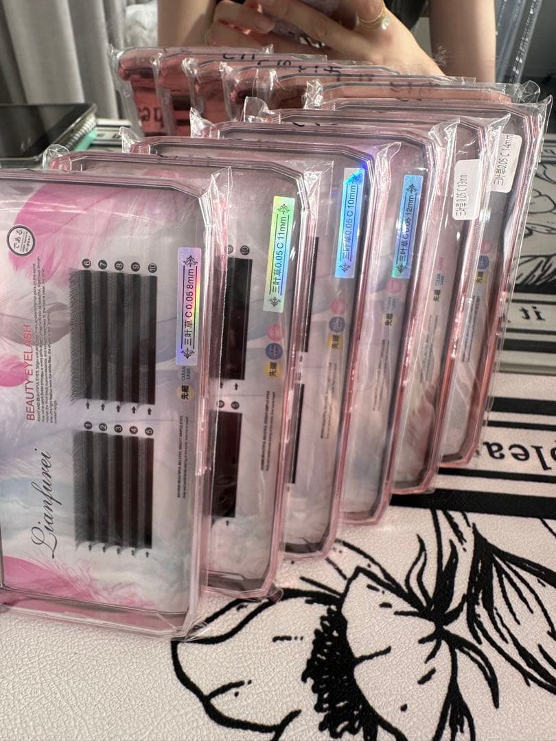 マツエク    J C D  3Dプリメイドボリュームラッシュ値下げ