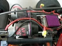 HPI Eジーラ　ボディ１点サービス　中古