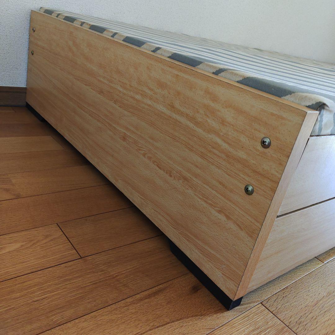 大容量収納付き　ベッドフレーム　シングルベッド　読書灯付き　ナチュラル　送料込み