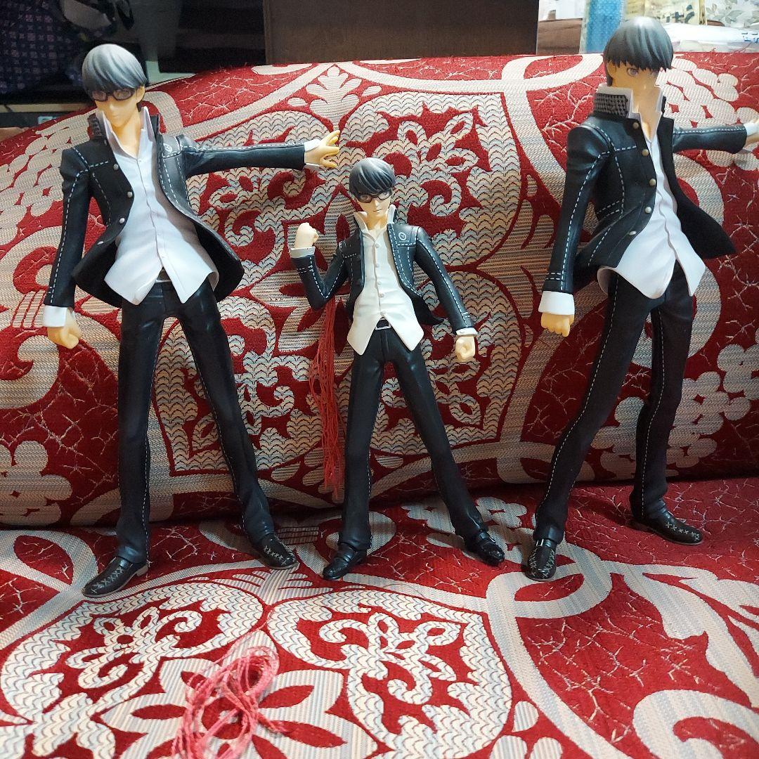 ペルソナ4 ハッピーくじ 鳴上悠 フィギュア 一番くじ - メルカリ