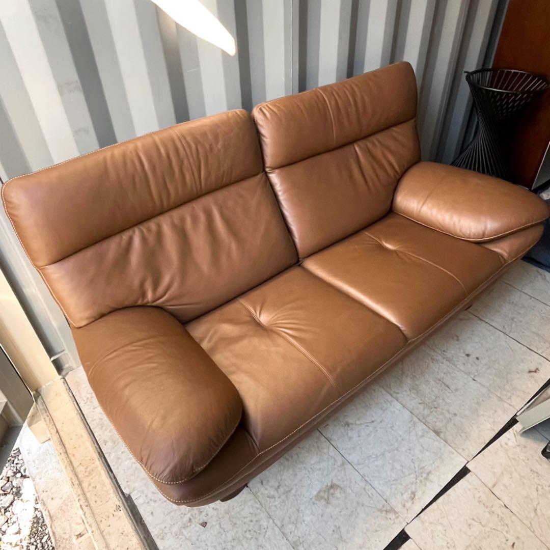 取付無料！カリモク家具 本革 ZT83北欧風リーベルブラウン2.5人掛け