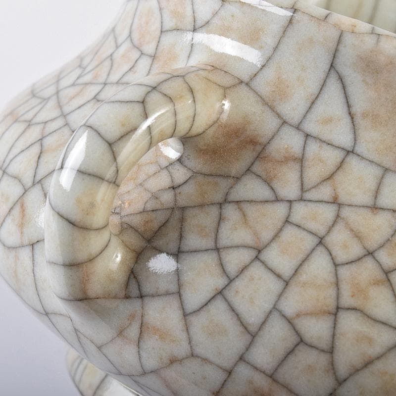 中国 大明成化年製 哥窯 白磁 金糸鉄線 氷裂文 双耳香炉 M 7991E