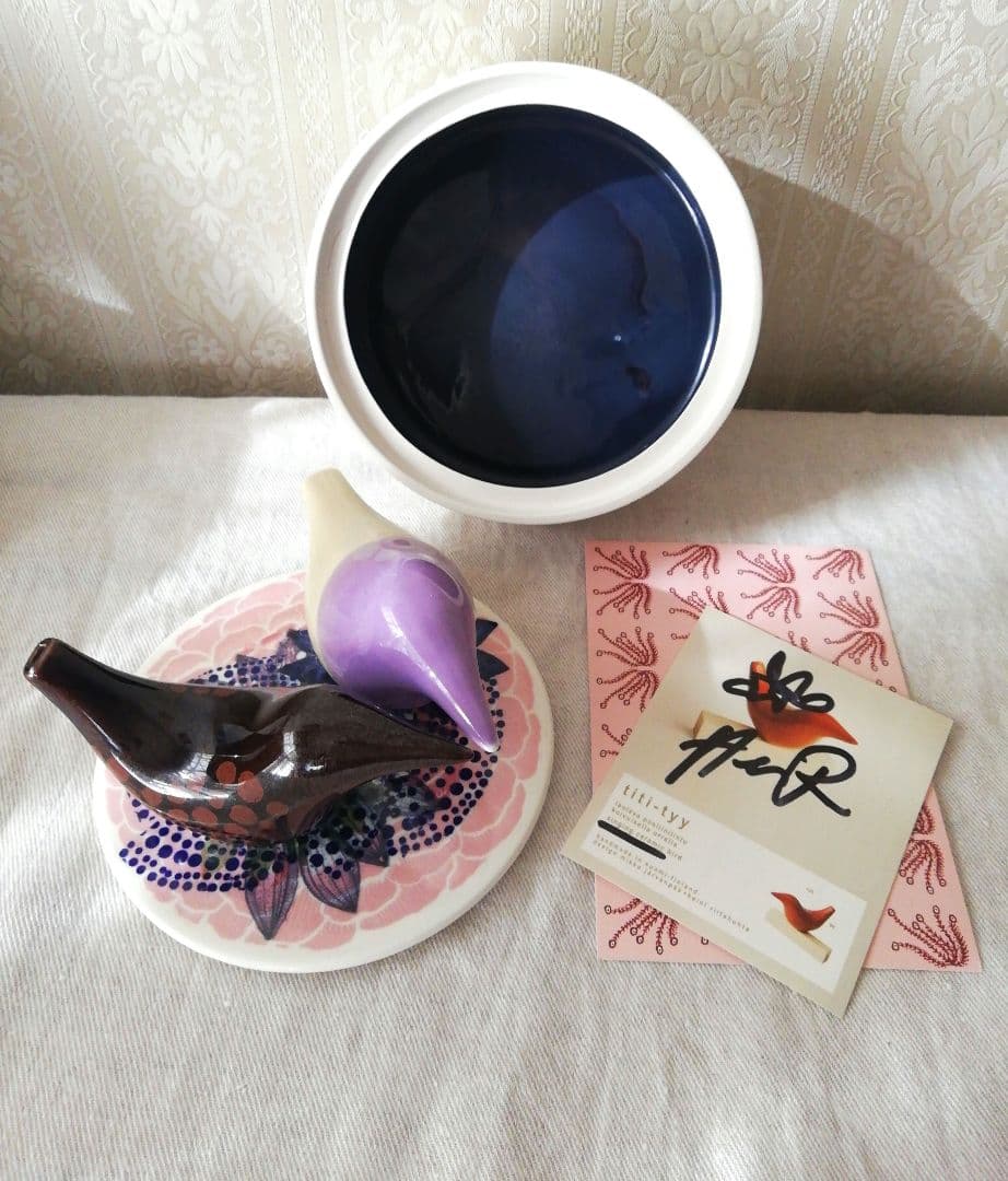 Heini Riitahuhta ヘイニリータフフタ【２羽のTITI付きジャー】