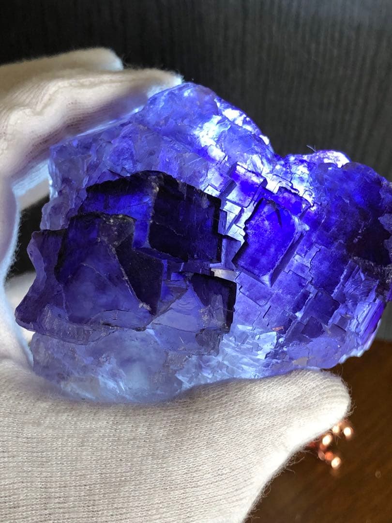 ✳新疆産　レア　288g パープル　フローライト　蛍石　ラフストーン　クラスター