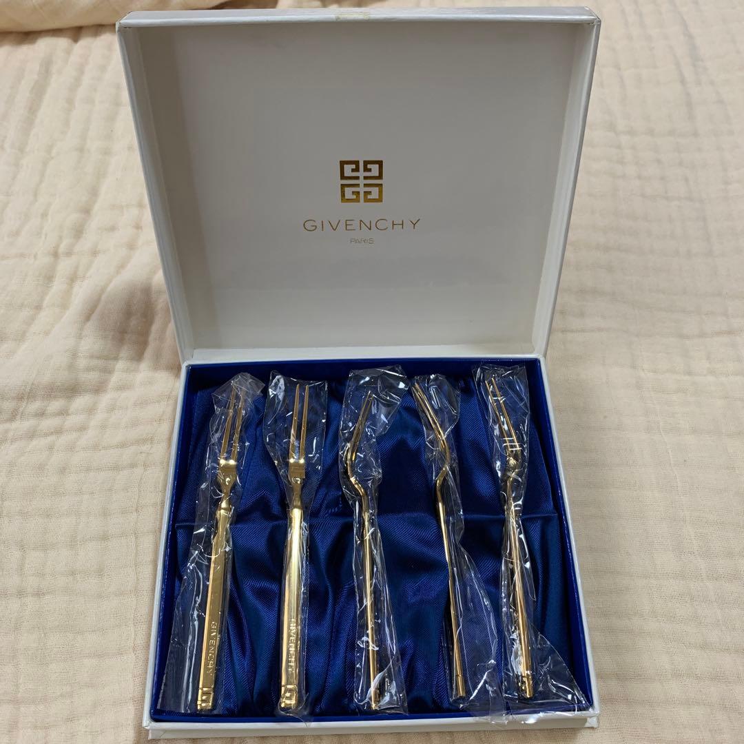 ジバンシー フルーツピックセット フォーク5本 - メルカリ