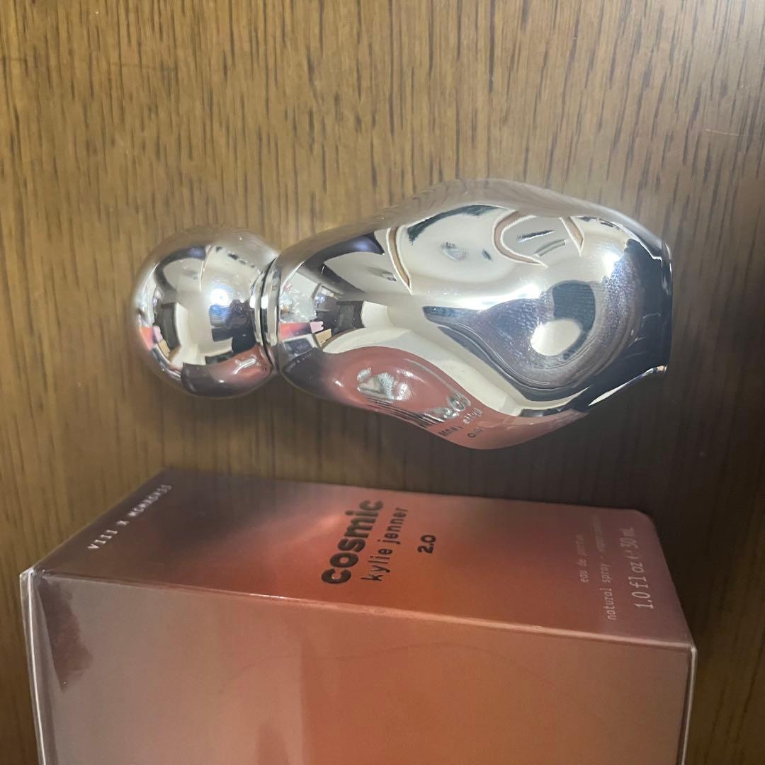 cosmic 2.0 Kylie Jenner 30mL 香水
