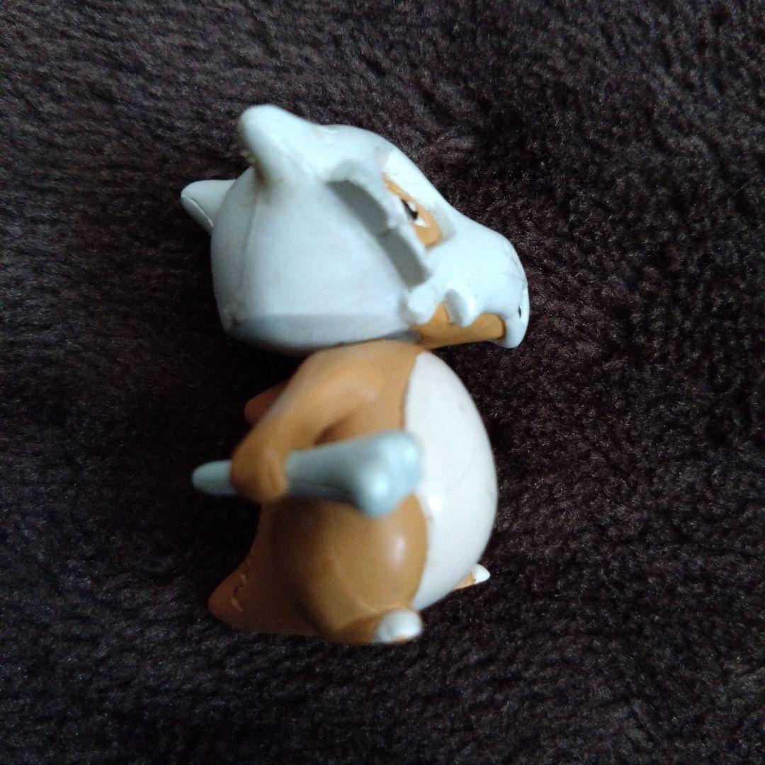ポケモン モンコレ 初期 カラカラ ホネ付き - メルカリ