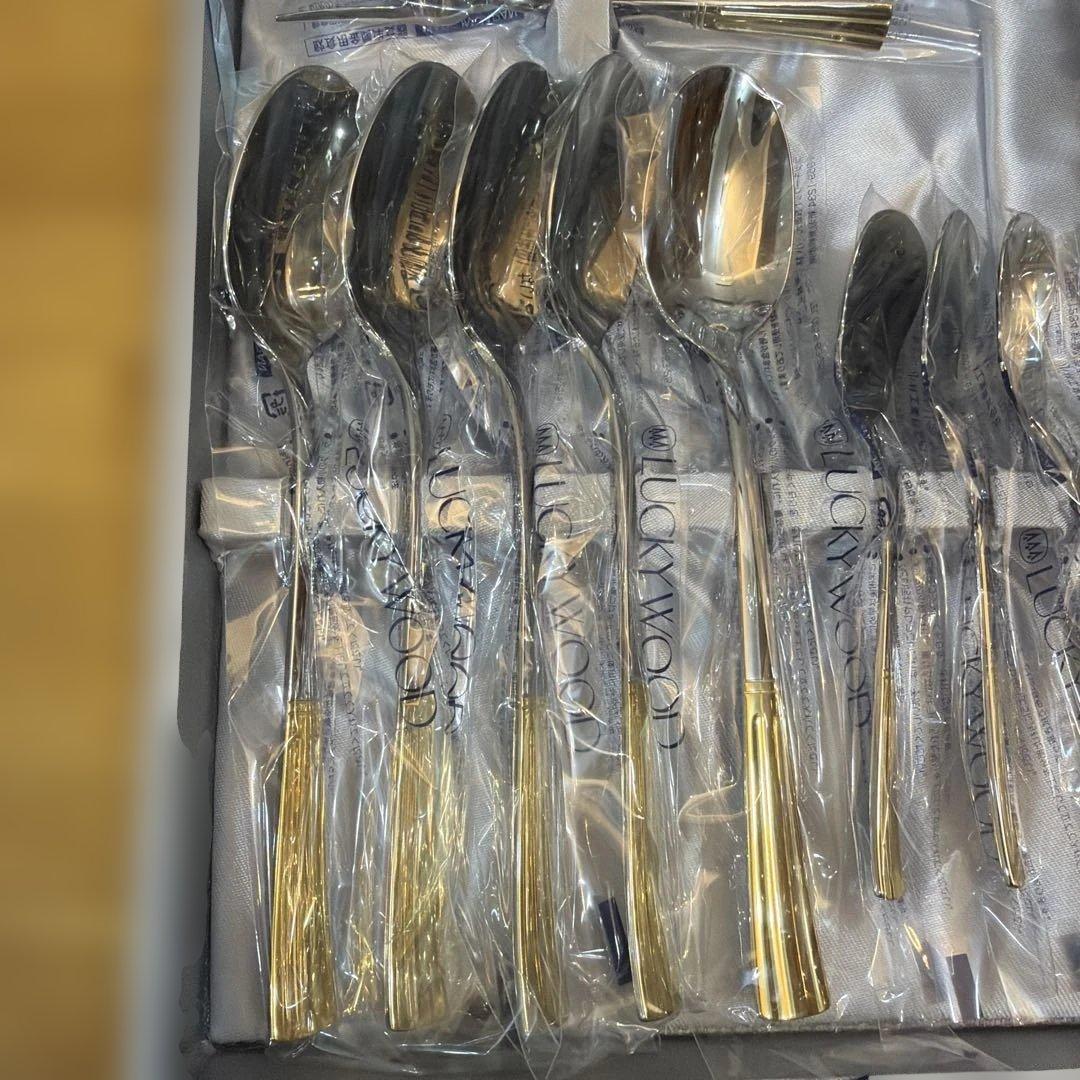 LUCKYWOOD カトラリーセット 金彩 33本