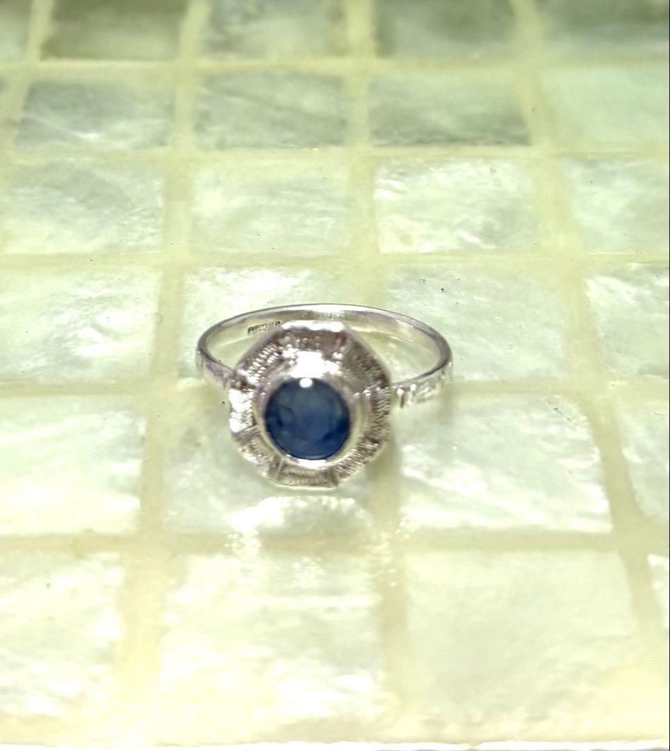 ブルースターサファイア手彫りシルバーリング