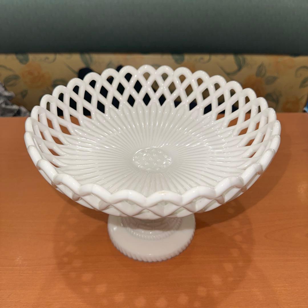 1880年代 チャリナー・テイラー社 アンティークミルクガラスコンポート 激レア