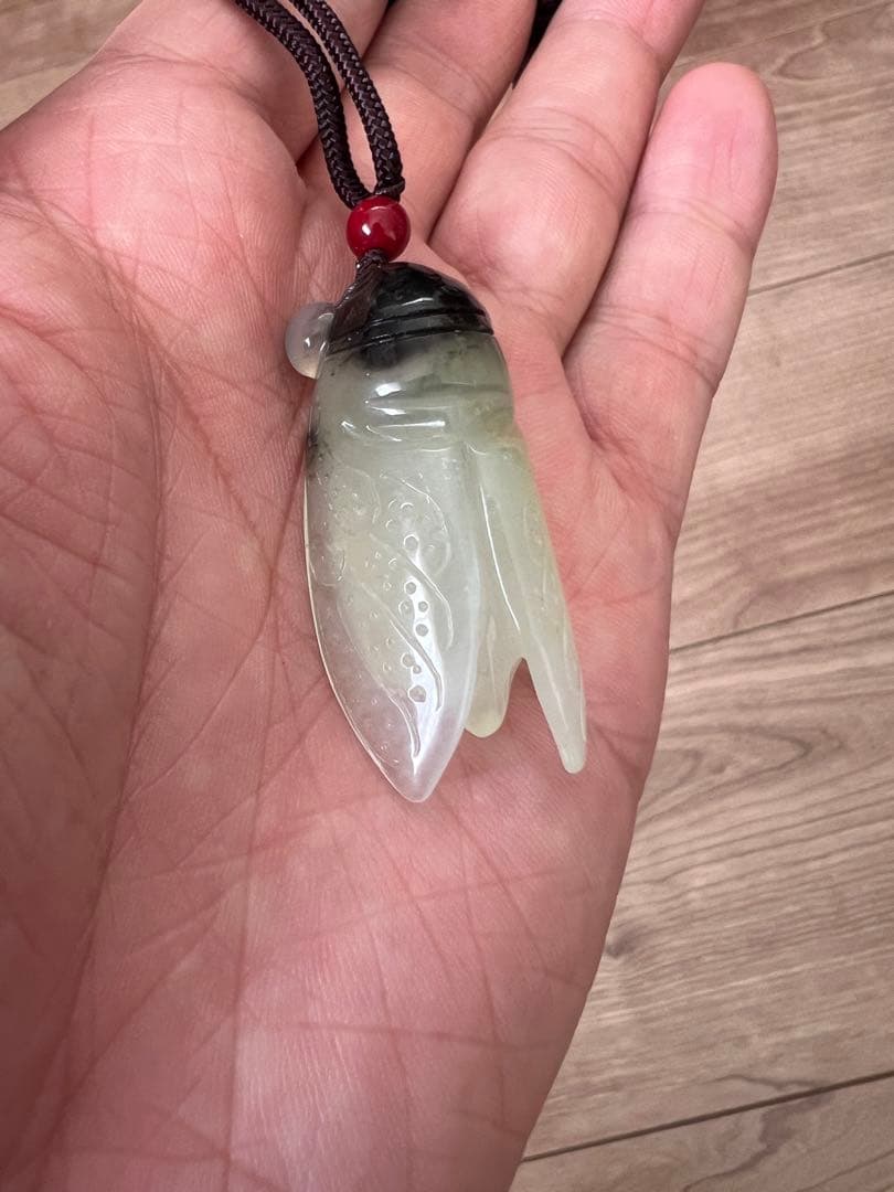 新品　◆限定1個◆高品質 蝉　玉石彫刻ペンダントコレクション 送料無料　本物保証 Amazon.co.jp: 中国古美術古玉手彫り虎頭せみ玉蝉根付文鎮筆添硯親子式