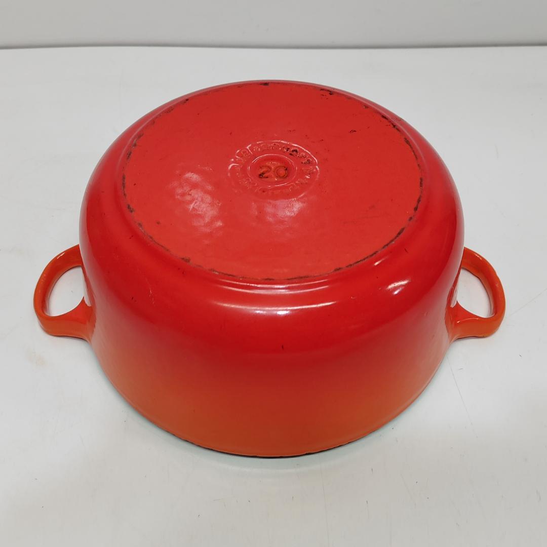 ル・クルーゼ ココットロンド 20cm オレンジ フランス製 両手鍋 m1197