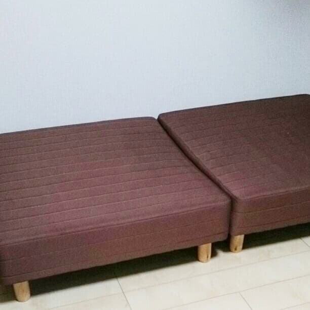 脚付きマットレス