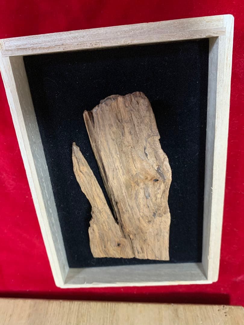 天然上級沈香 姿物塊 聞香空薫  ○オマケ白檀楠木削粉49,800円品特割価格