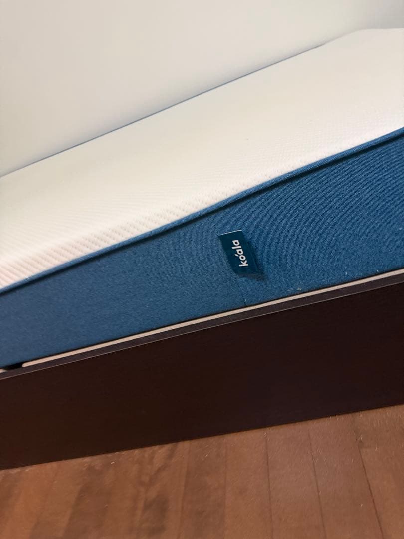 【2025年購入】koala セミダブル マットレス ホワイト/ブルー
