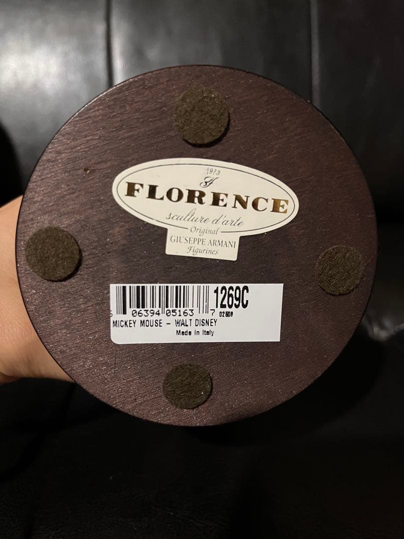 ディズニー　アルマーニ　ミッキー　フィギュア