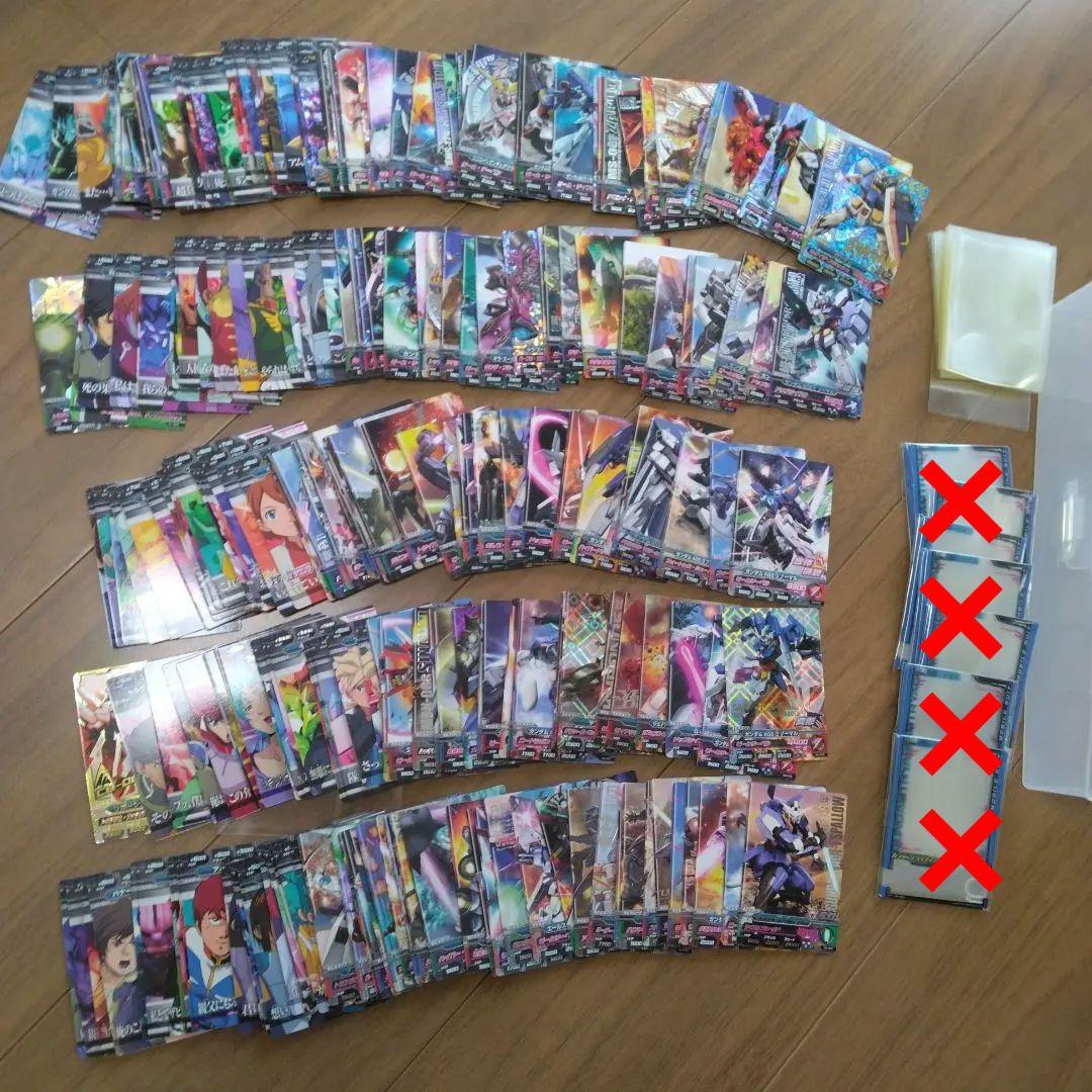 【美品】ガンダムトライエイジ　オフィシャルバインダー　カードゲーム　ICカード