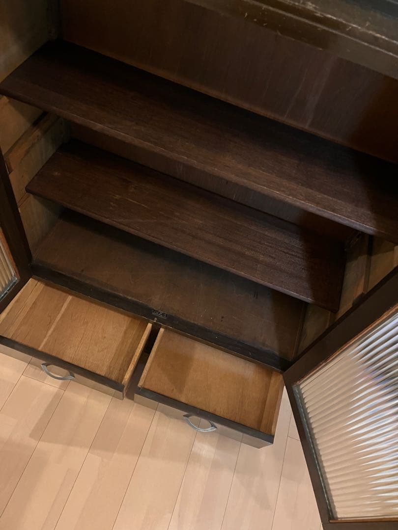 hyst アンティーク家具/食器棚/ガラス棚/キャビネット