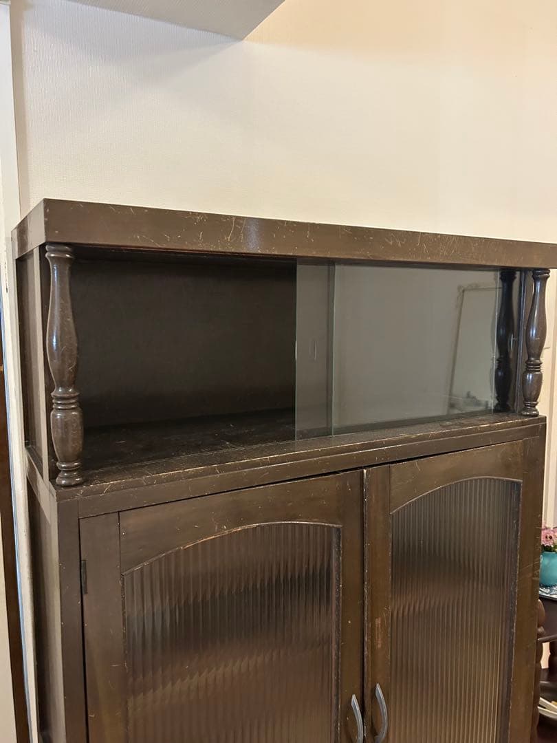 hyst アンティーク家具/食器棚/ガラス棚/キャビネット