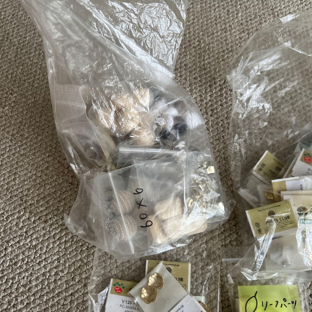 アクセサリー制作ツールと材料セットまとめ売り