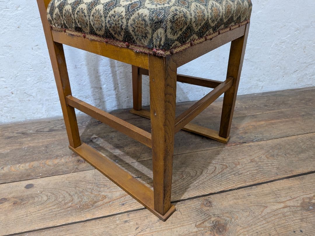 1118 ヴィンテージ　当時物　木製チェア　椅子　イス　レトロ　古家具　カフェ