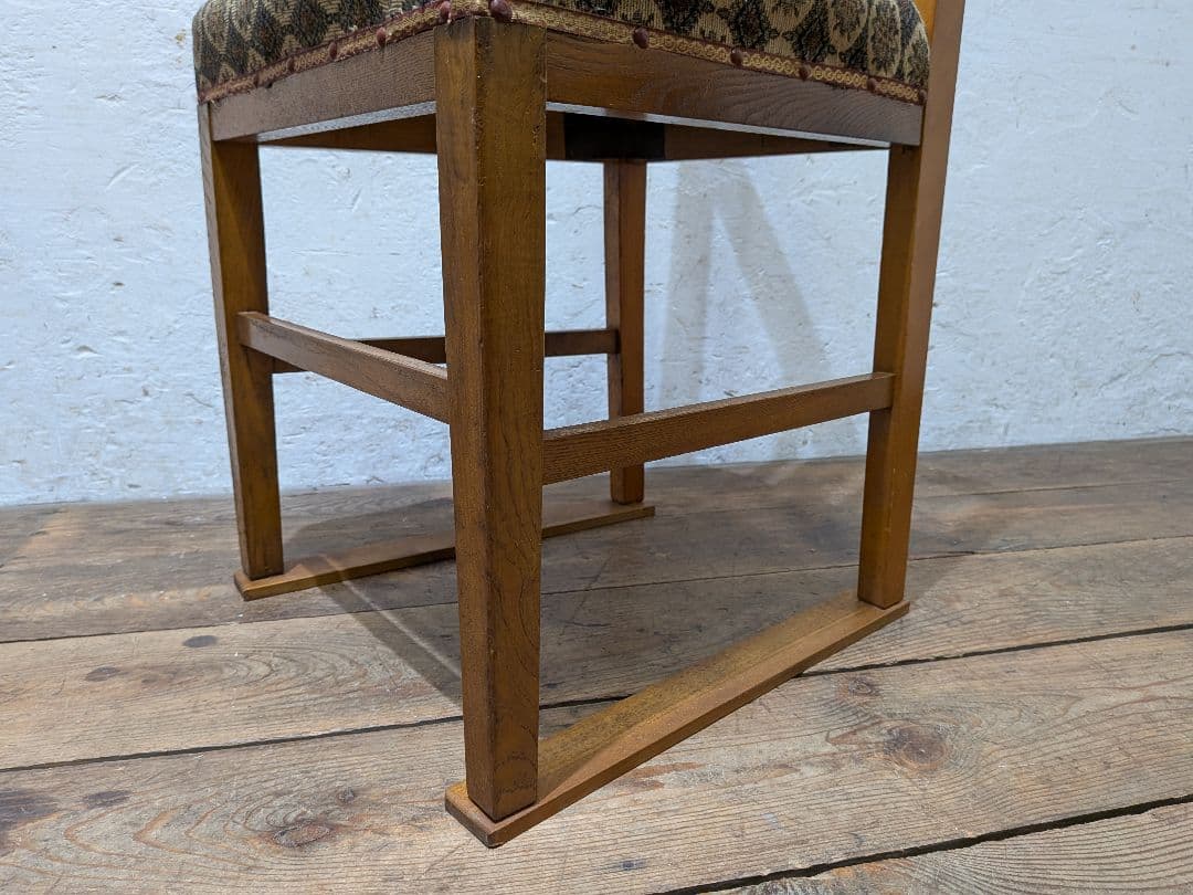 1118 ヴィンテージ　当時物　木製チェア　椅子　イス　レトロ　古家具　カフェ