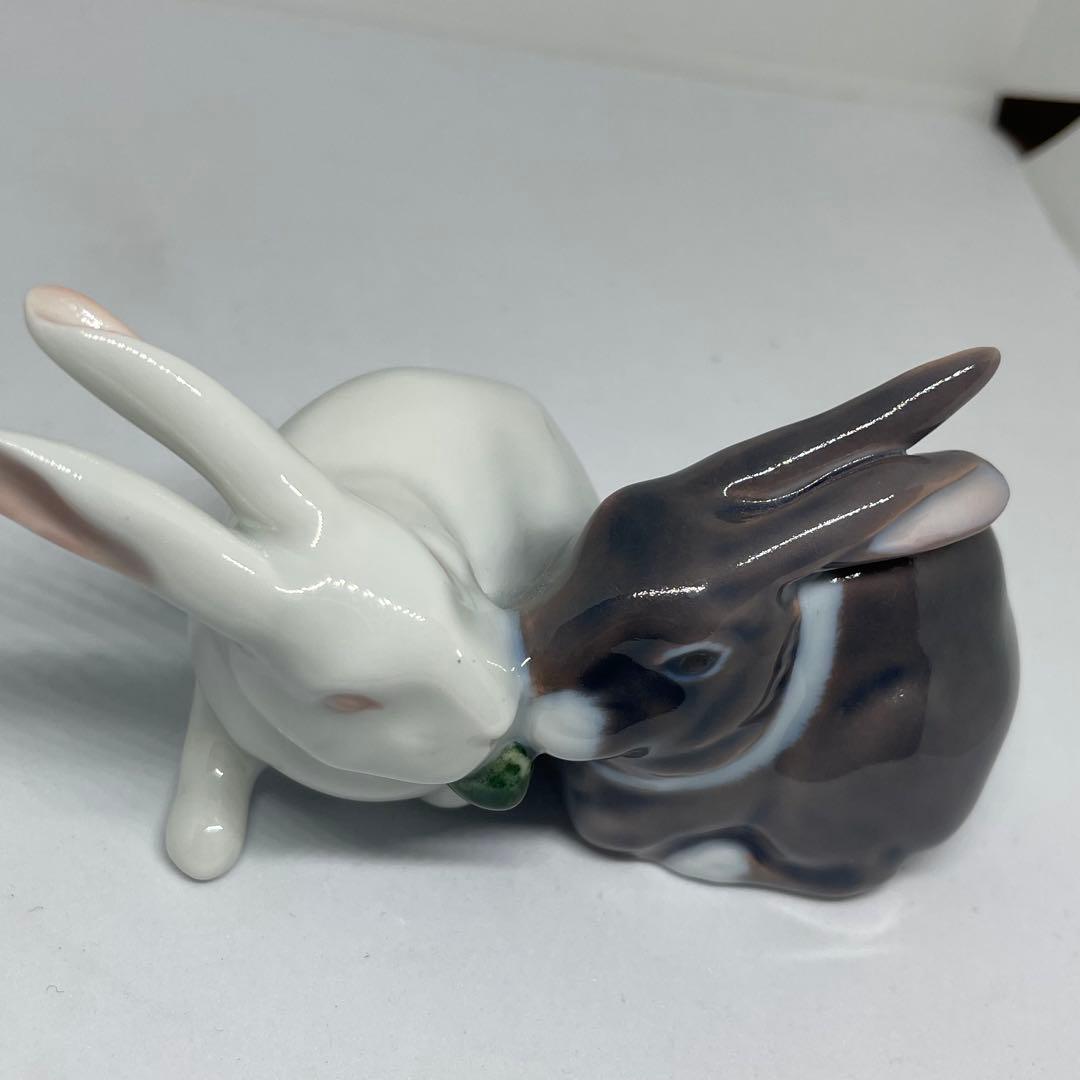 美品　2011 ロイヤルコペンハーゲン うさぎ ペア　置物　フィギュリン
