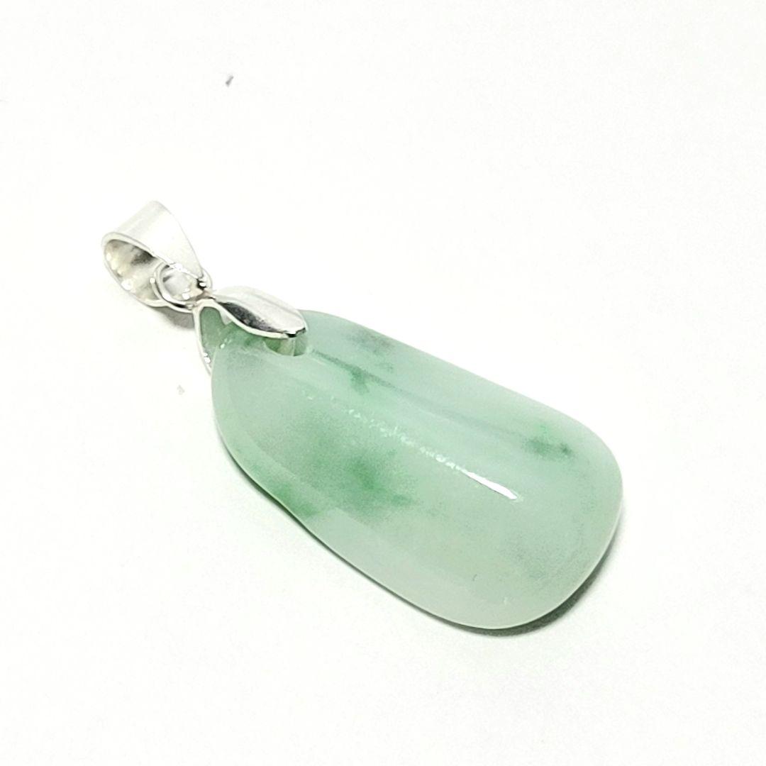 糸魚川翡翠ペンダントトップ金具(商品の説明参照)付PT0081