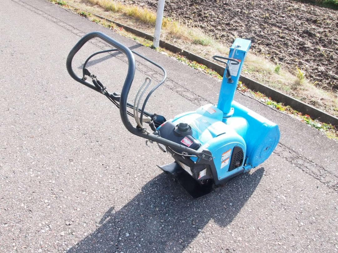 除雪機　ゆっきぃ　YU240　　実動富山、石川、金沢