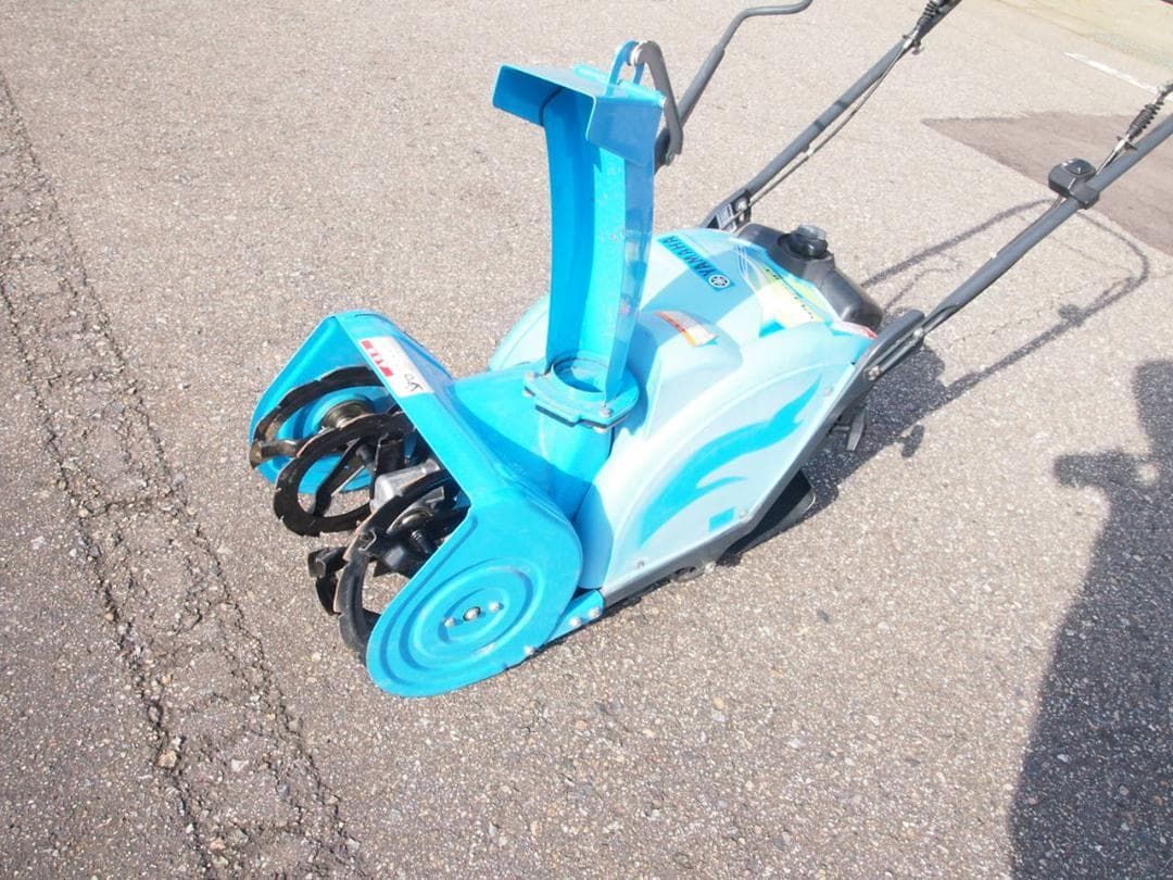 除雪機　ゆっきぃ　YU240　　実動富山、石川、金沢