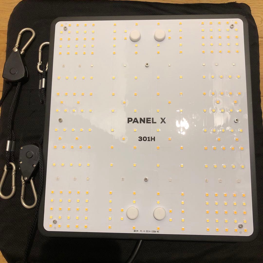 PANEL X PL-X 301H 4000K-4300K 3つ