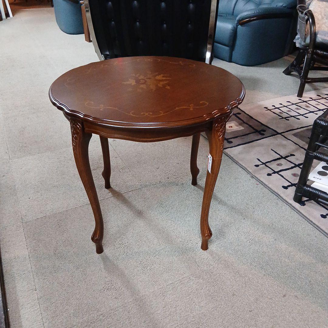 ブラウン 円形テーブル 花模様