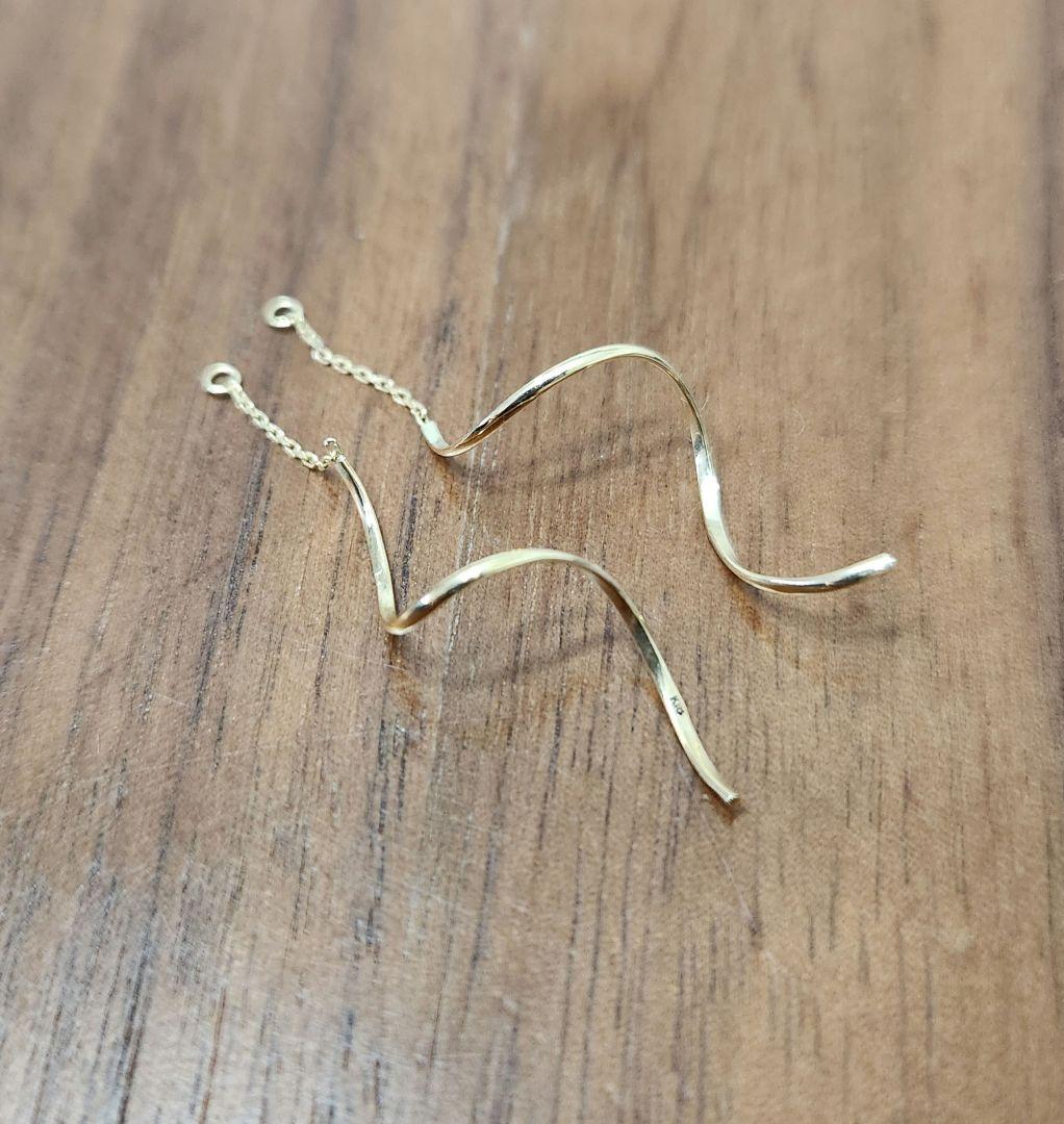 【値下げ！】未使用美品！K18ピアスチャーム Flutto