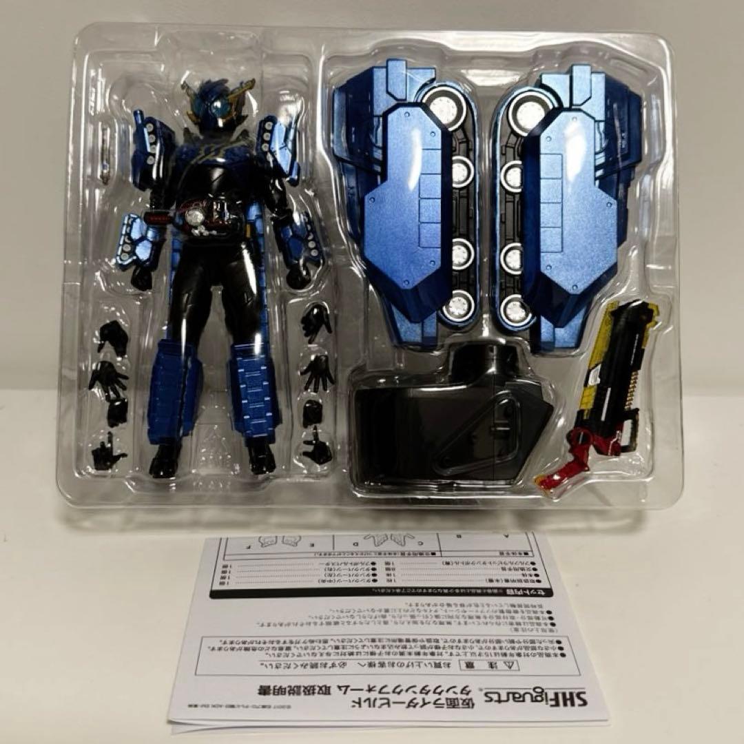 仮面ライダービルドタンクタンクフォーム S.H.Figuarts