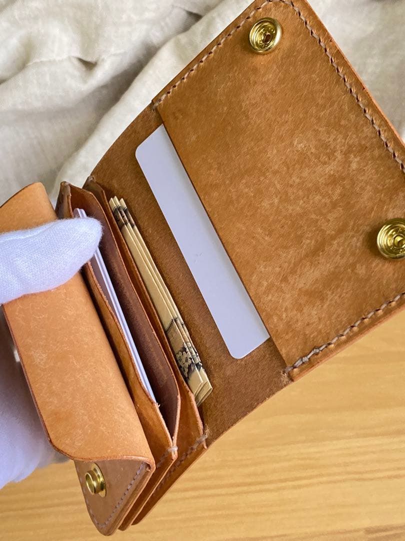 【受注制作】本革／ショートトラッカーウォレット/ベージュ×真鍮