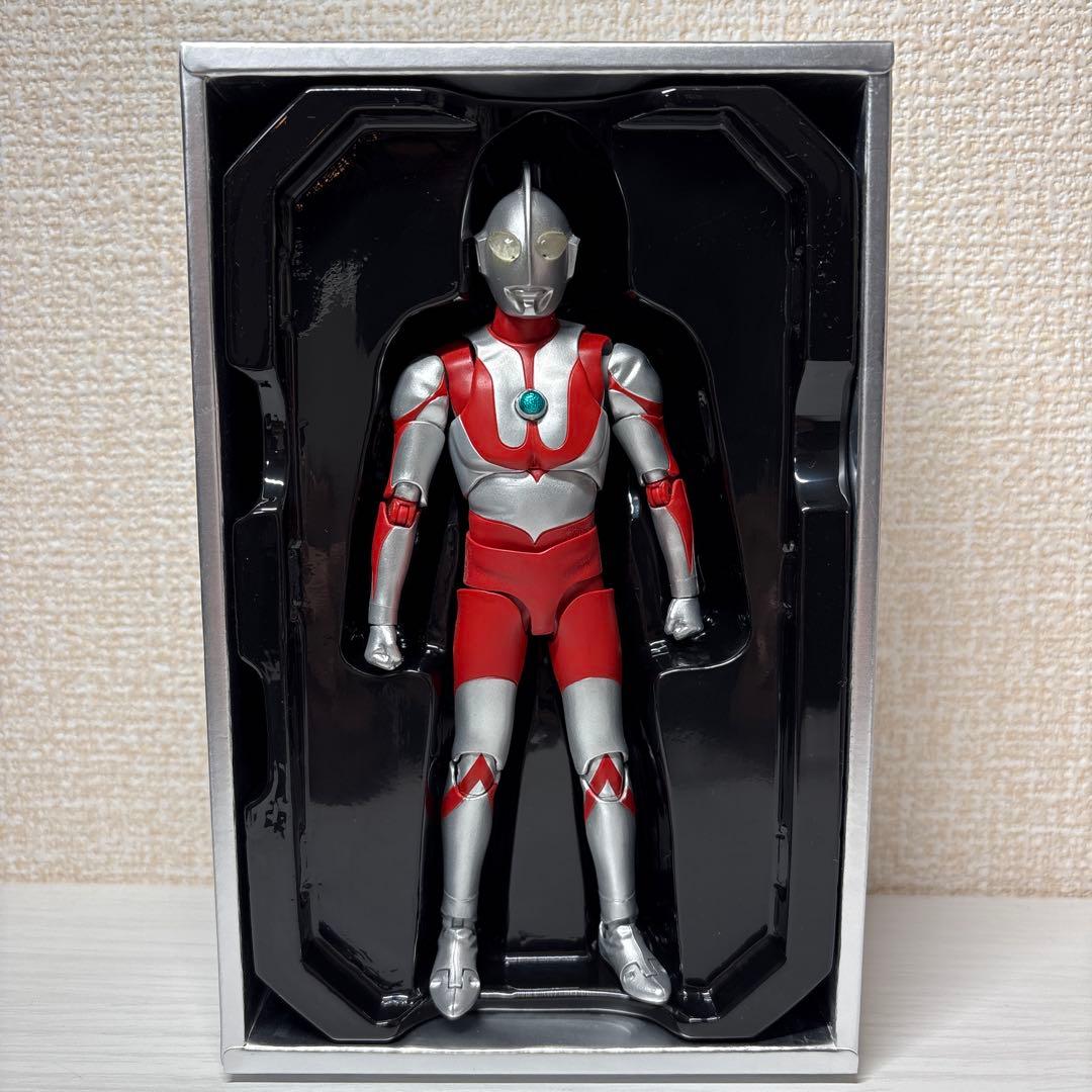 S.H.Figuarts 真骨彫製法 ウルトラマン