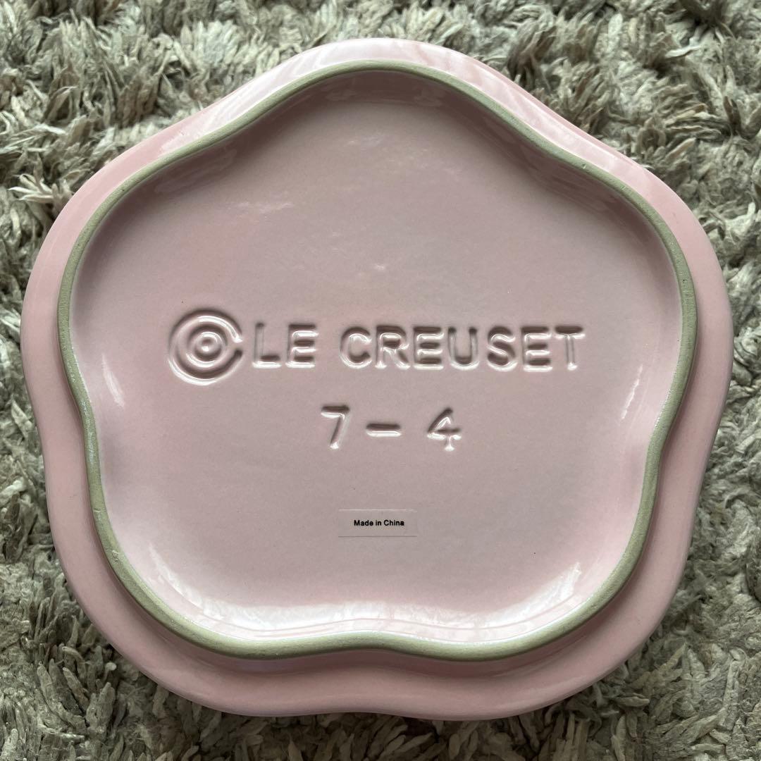 フラワースタッキングラムカン　桜シフォンピンク　ル・クルーゼ　フルール　コンテナ