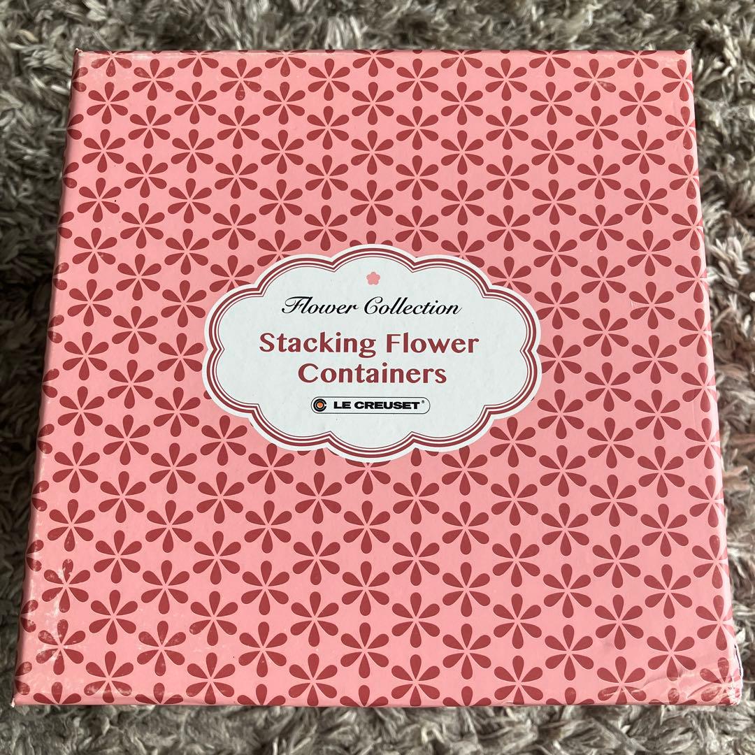 フラワースタッキングラムカン　桜シフォンピンク　ル・クルーゼ　フルール　コンテナ