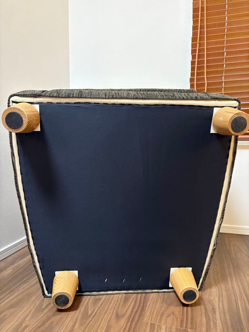 ダークグリーンの1掛けソファ(美品)