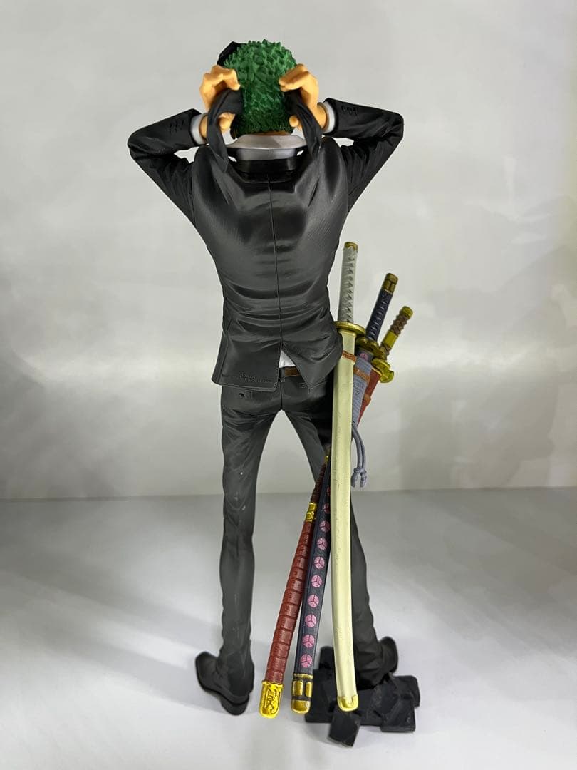 ワンピース ゾロ フィギュア セット - メルカリ
