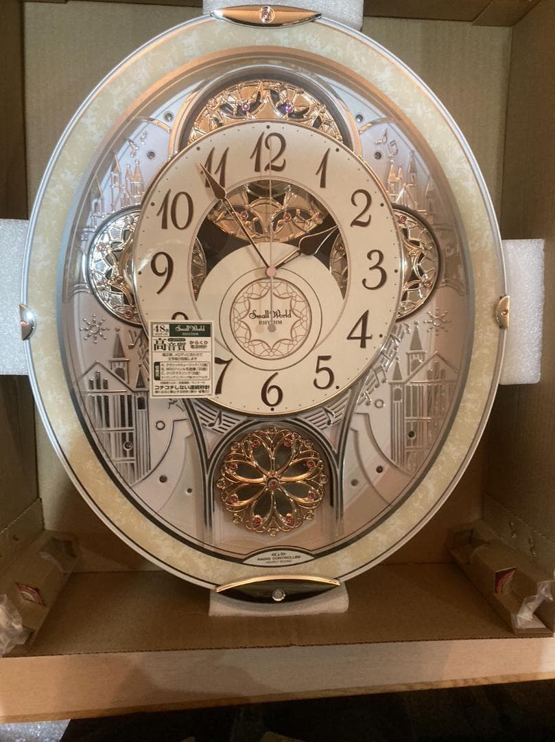 新品未使用 国内正規品 リズム電波掛時計 8MN407RH03