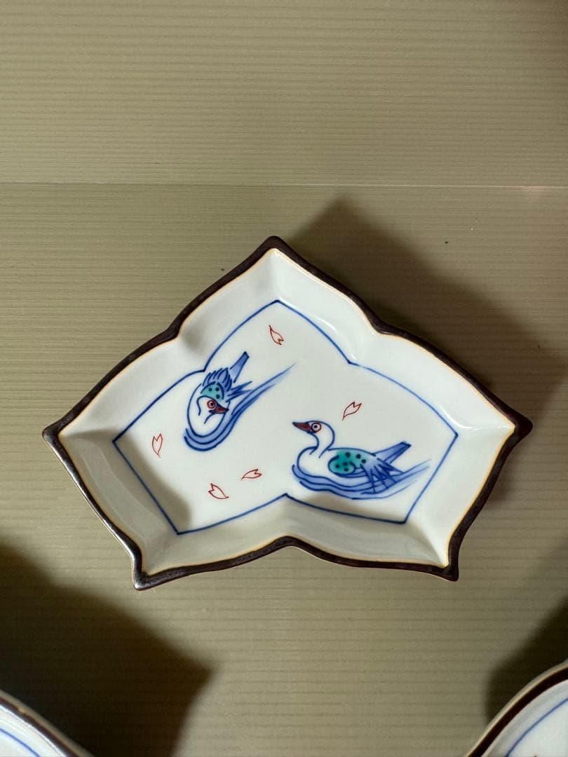 2927 有田焼 十四代 辻常陸 染錦水鳥文 変形皿5客 未使用