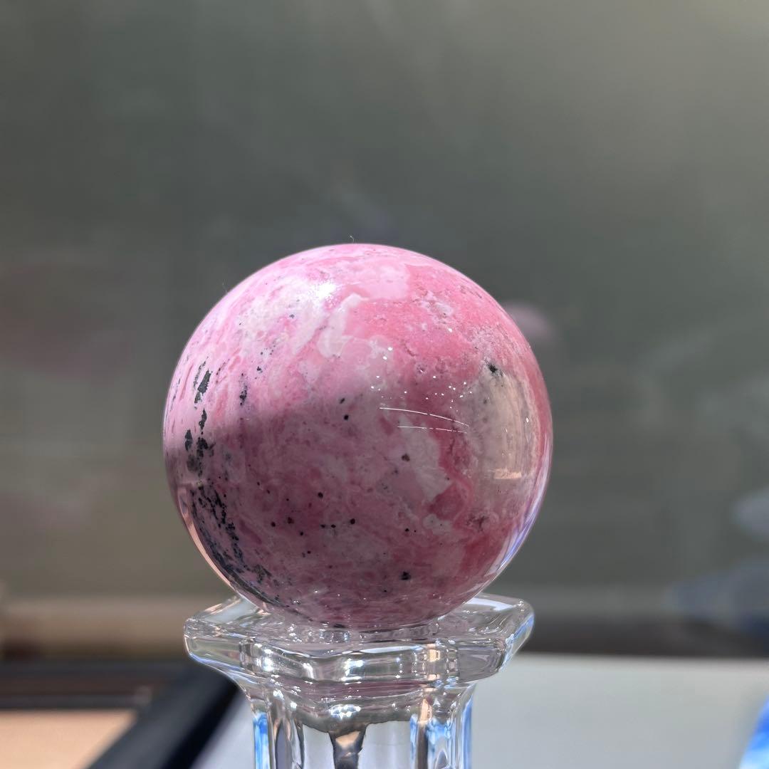天然石 ロードナイトのスフィア　丸玉　置物G.140