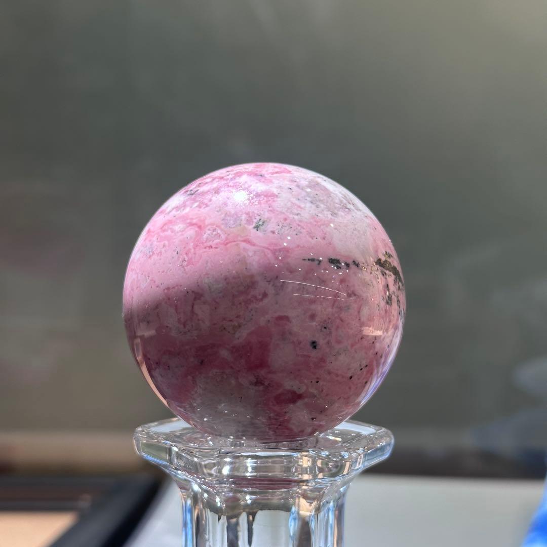 天然石 ロードナイトのスフィア　丸玉　置物G.140